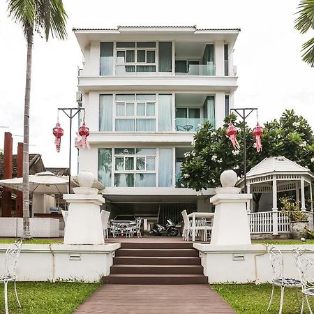 B2 Riverside Colonial Hotel Chiang Mai Exteriör bild